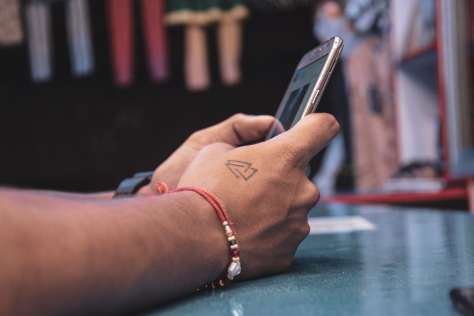 iPhone Pro và iPhone thường khác nhau thế nào?